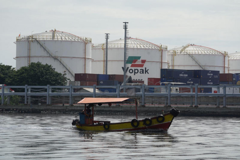 indonesia oil gas tanks