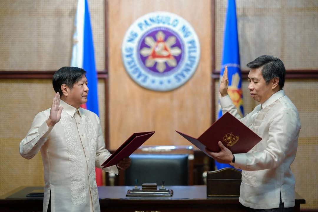 (DICT) secretary
