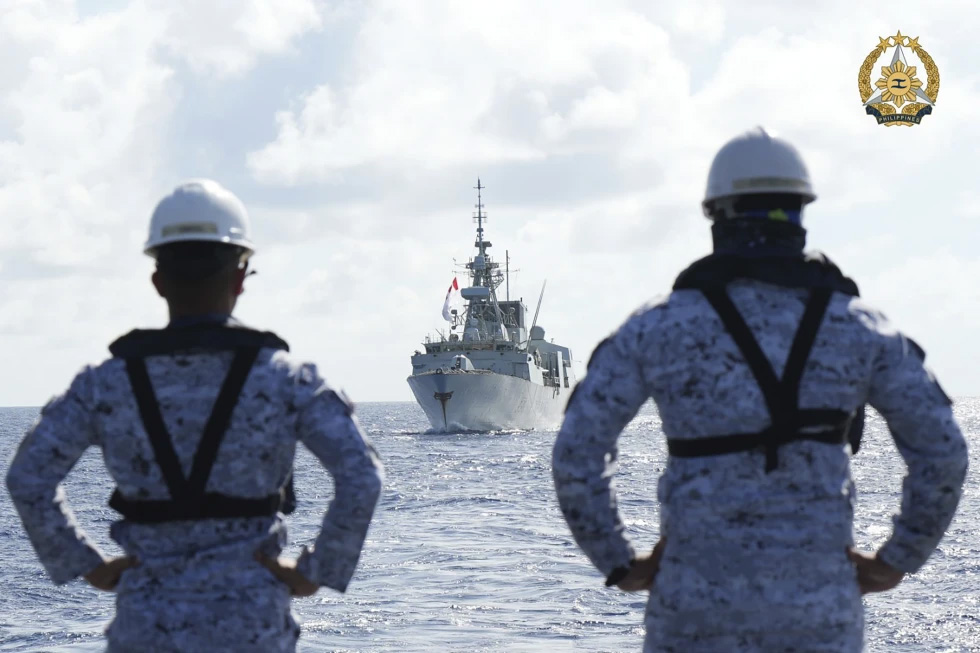 ph military