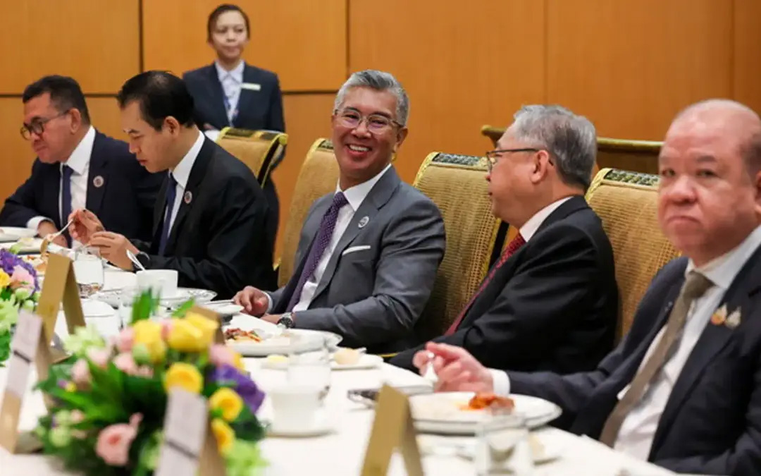 tengku-zafrul-asean-meeting-bernama-250525