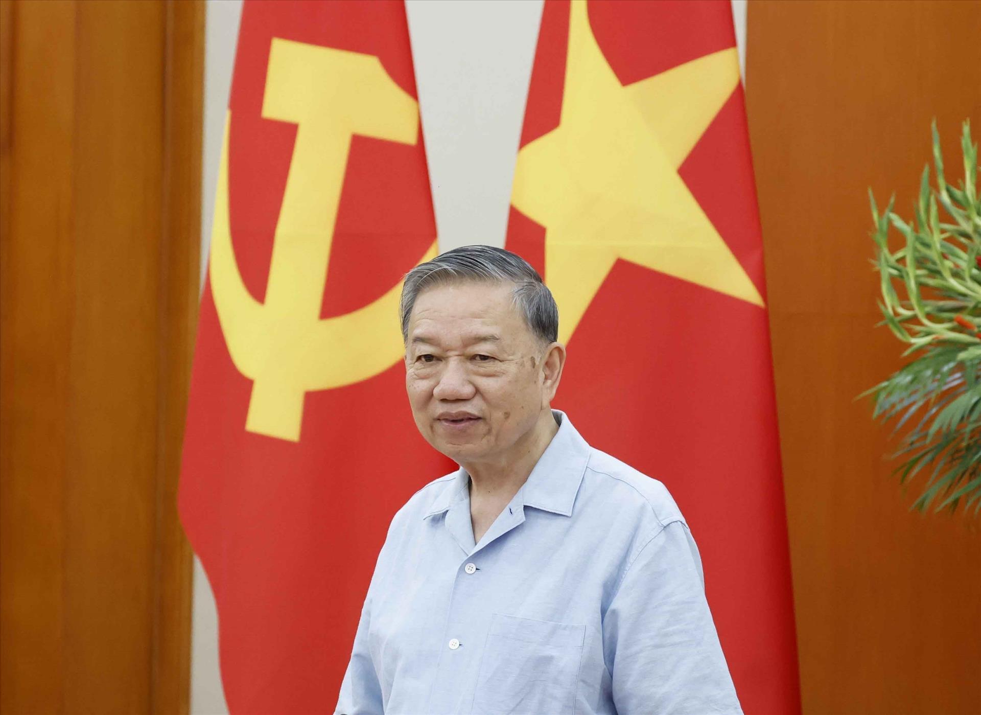 vna-potal-tong-bi-thu-chu-tich-nuoc-chu-tri-cuoc-lam-viec-ve-de-an-doi-moi-mo-hinh-phat-trien-dat-nuoc