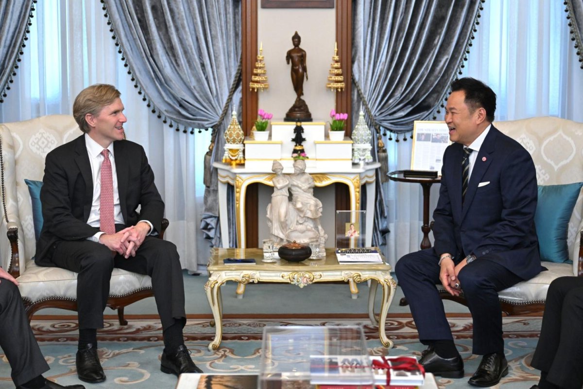 thai PM with US defense