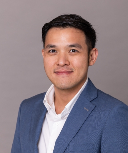 Mario Masaya headshot